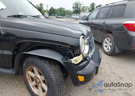 2006 Jeep Liberty Limited Edition из США, поврежденный, VIN 1J8GL58K96W156335